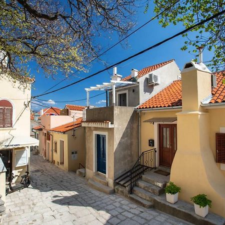 Little House In Baska Apartment Luaran gambar